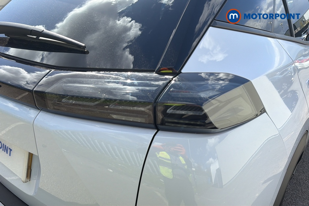 Peugeot 2008 Allure Manual Petrol SUV - Stock Number (1634510) - 36th supplementary image