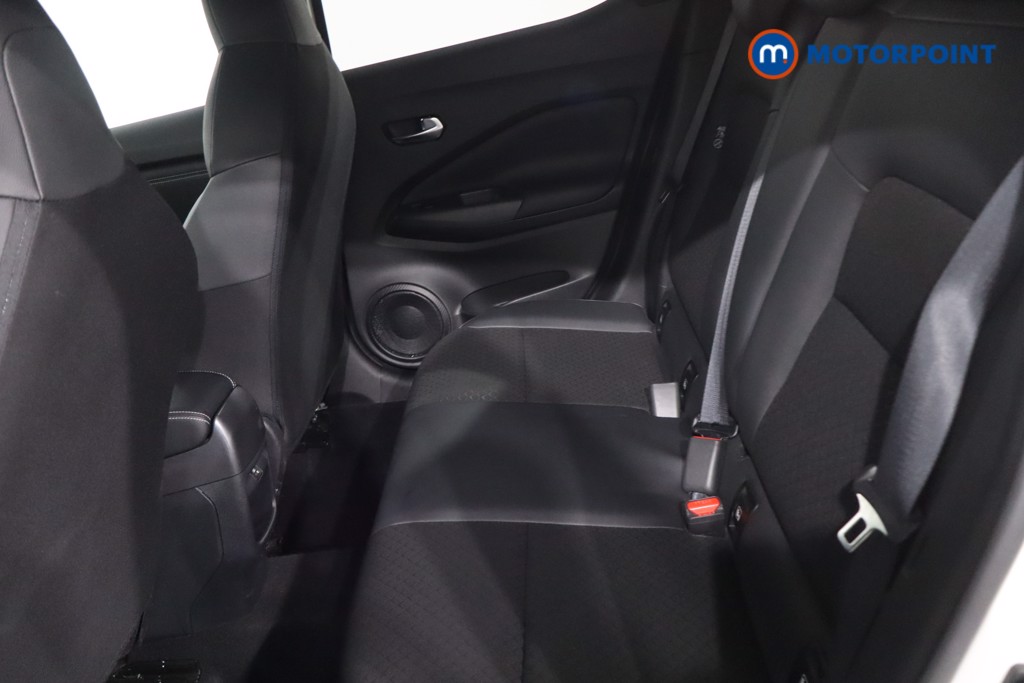 Nissan Juke N-Connecta Automatic Petrol SUV - Stock Number (1634571) - 5th supplementary image