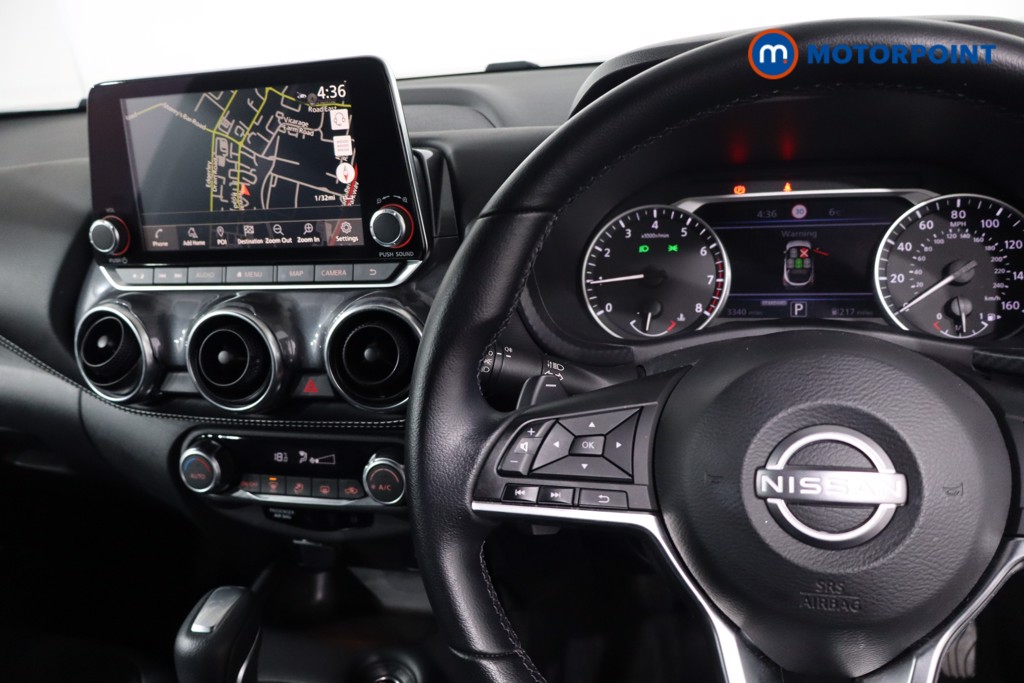 Nissan Juke N-Connecta Automatic Petrol SUV - Stock Number (1634571) - 19th supplementary image