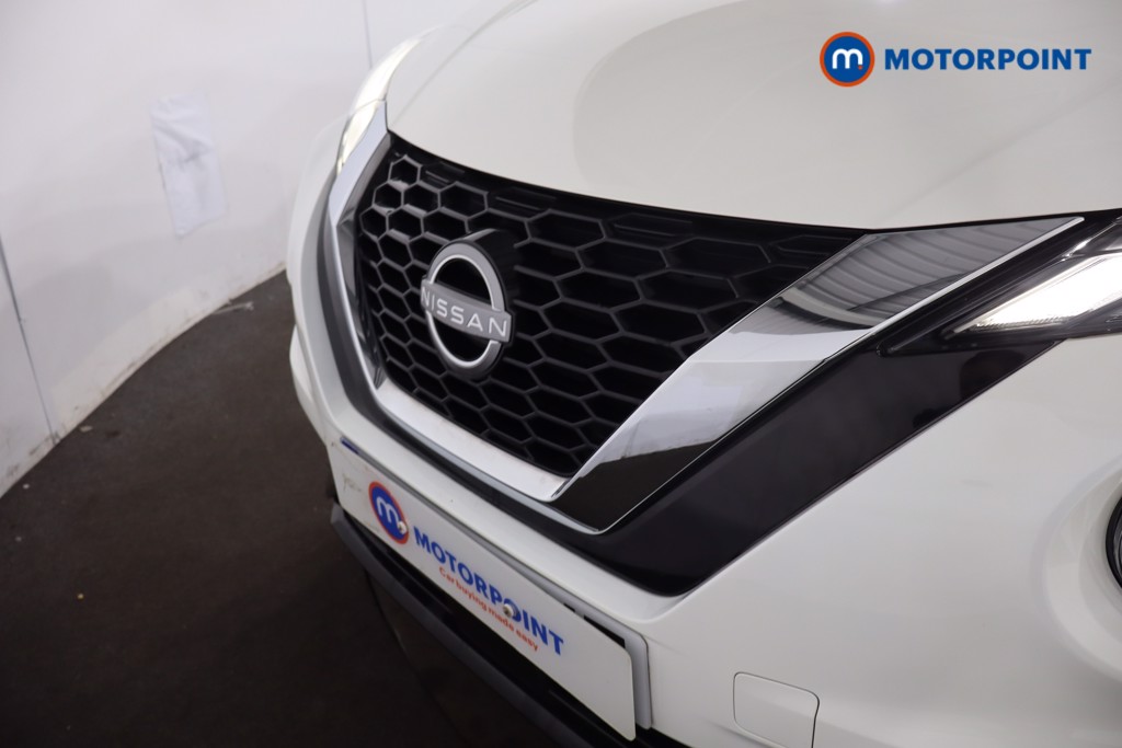 Nissan Juke N-Connecta Automatic Petrol SUV - Stock Number (1634571) - 28th supplementary image