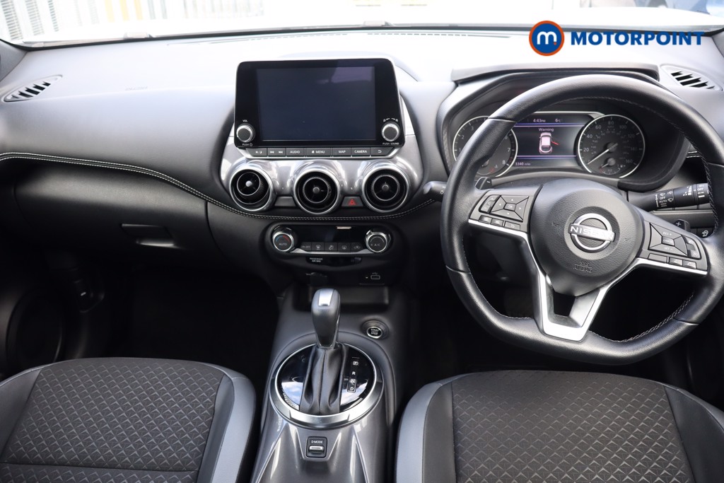 Nissan Juke N-Connecta Automatic Petrol SUV - Stock Number (1634571) - 1st supplementary image