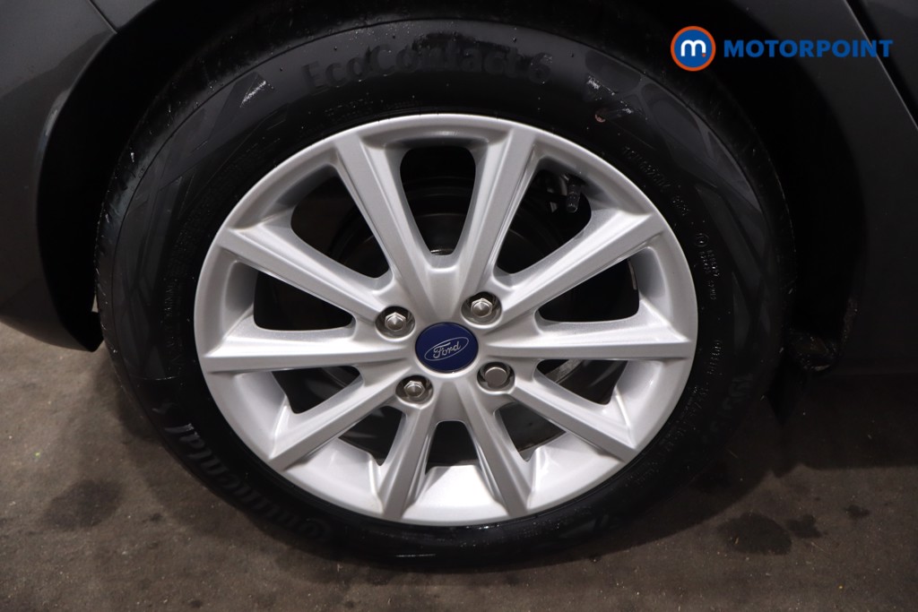 Ford Fiesta Titanium Manual Petrol Hatchback - Stock Number (1634610) - 9th supplementary image