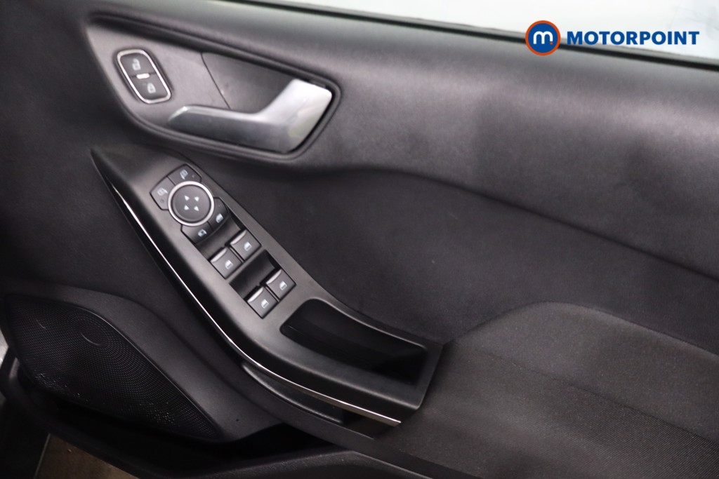 Ford Fiesta Titanium Manual Petrol Hatchback - Stock Number (1634610) - 25th supplementary image
