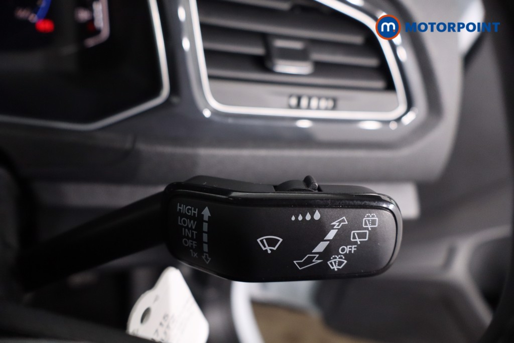 Volkswagen T-Roc SEL Automatic Petrol SUV - Stock Number (1634715) - 15th supplementary image