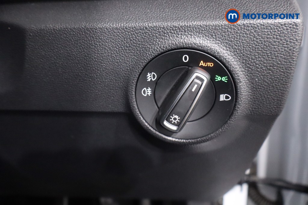 Volkswagen T-Roc SEL Automatic Petrol SUV - Stock Number (1634715) - 17th supplementary image