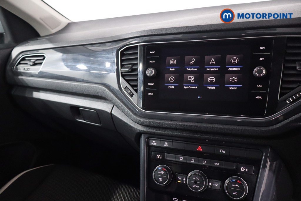 Volkswagen T-Roc SEL Automatic Petrol SUV - Stock Number (1634715) - 18th supplementary image