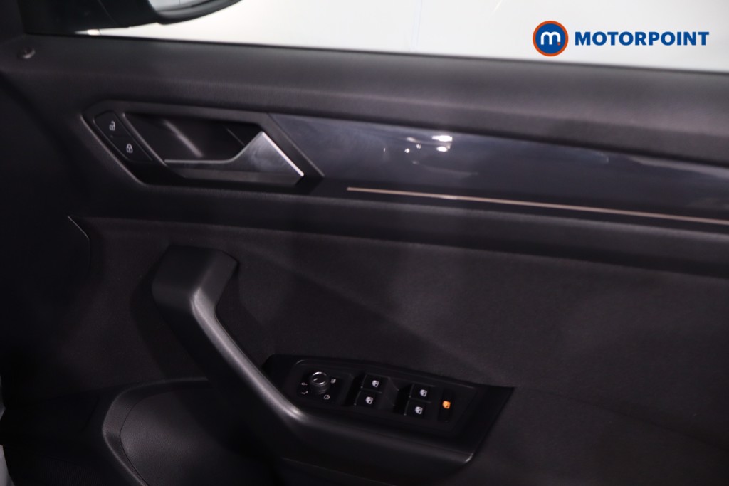 Volkswagen T-Roc SEL Automatic Petrol SUV - Stock Number (1634715) - 25th supplementary image