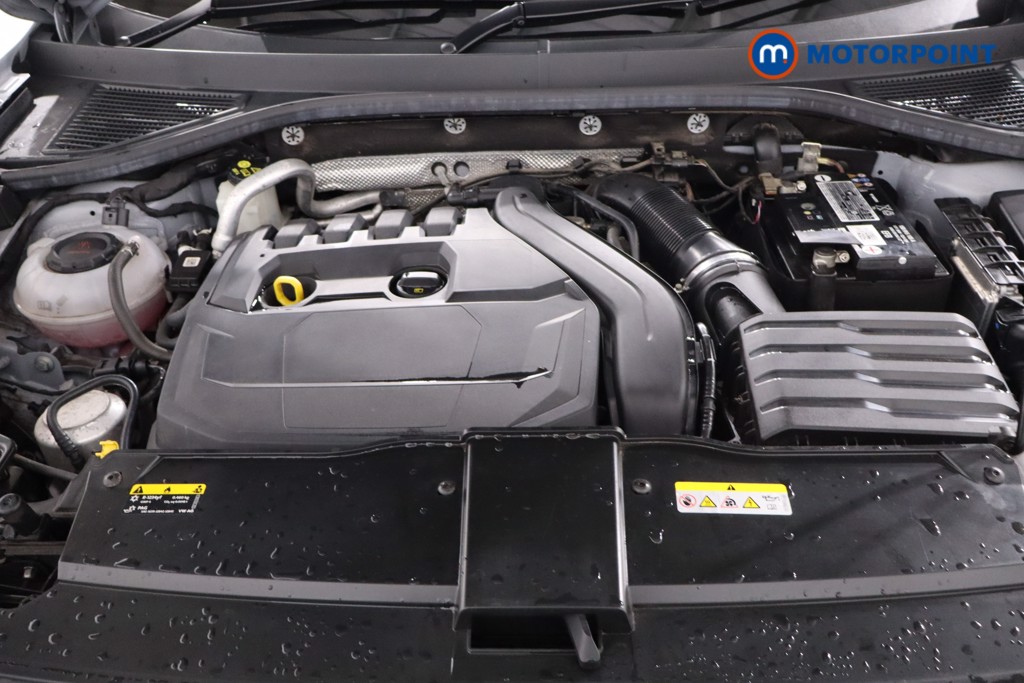 Volkswagen T-Roc SEL Automatic Petrol SUV - Stock Number (1634715) - 32nd supplementary image