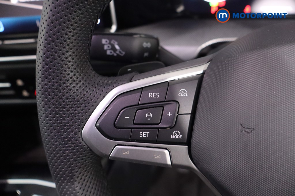 Volkswagen Golf R-Line Automatic Diesel Hatchback - Stock Number (1635151) - 7th supplementary image