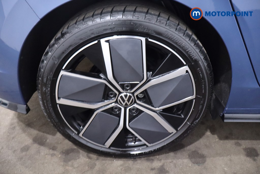 Volkswagen Golf R-Line Automatic Diesel Hatchback - Stock Number (1635151) - 9th supplementary image