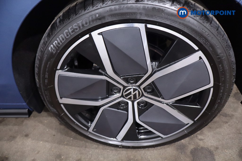 Volkswagen Golf R-Line Automatic Diesel Hatchback - Stock Number (1635151) - 12th supplementary image