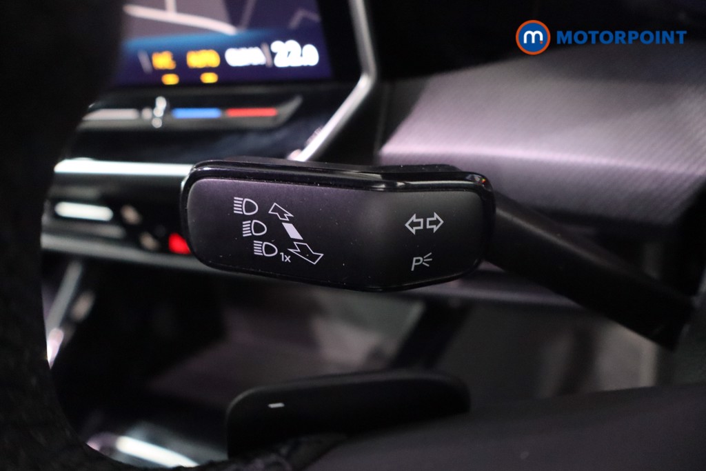 Volkswagen Golf R-Line Automatic Diesel Hatchback - Stock Number (1635151) - 14th supplementary image