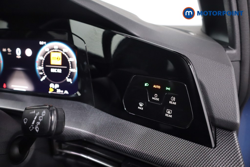 Volkswagen Golf R-Line Automatic Diesel Hatchback - Stock Number (1635151) - 18th supplementary image