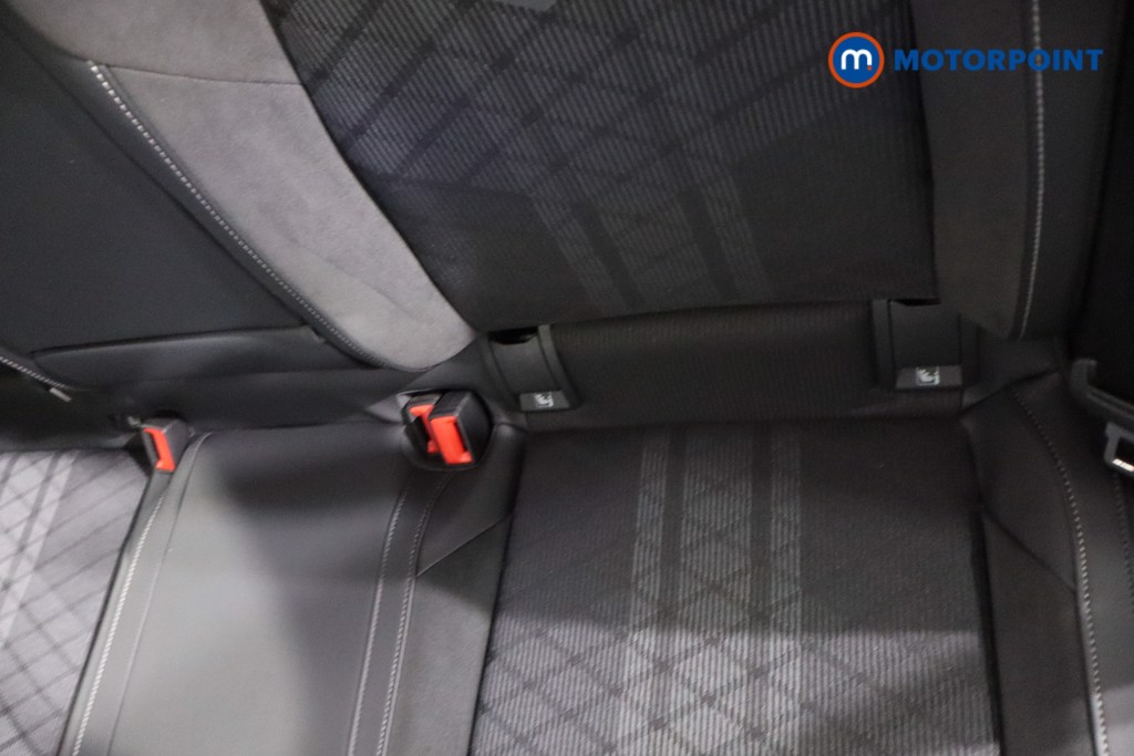 Volkswagen Golf R-Line Automatic Diesel Hatchback - Stock Number (1635151) - 28th supplementary image