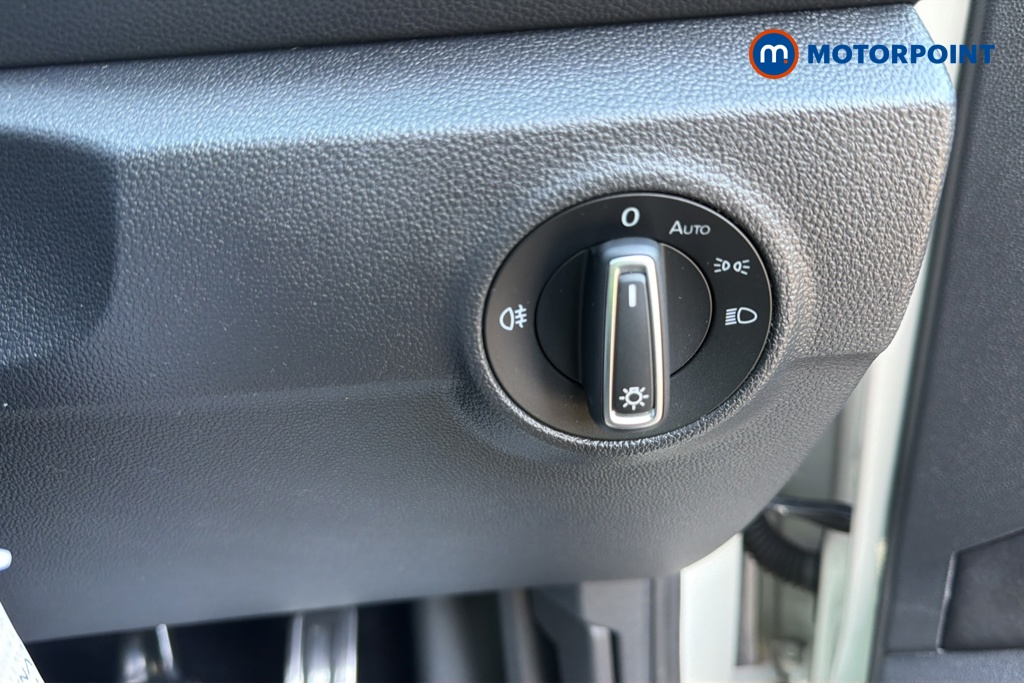 Volkswagen T-Roc R-Line Automatic Petrol SUV - Stock Number (1635575) - 11th supplementary image