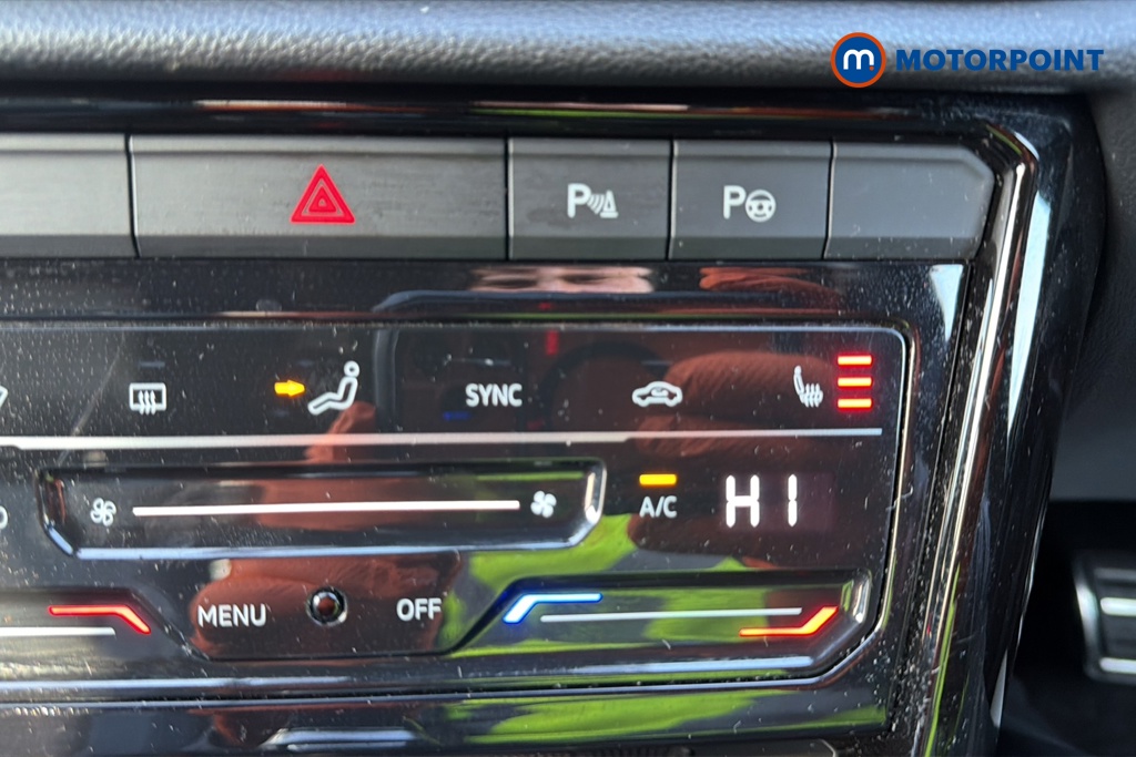 Volkswagen T-Roc R-Line Automatic Petrol SUV - Stock Number (1635575) - 14th supplementary image