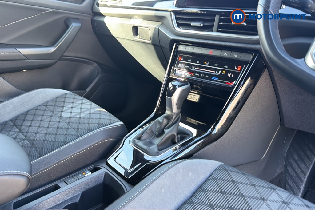 Volkswagen T-Roc R-Line Automatic Petrol SUV - Stock Number (1635575) - 15th supplementary image