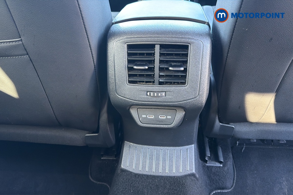 Volkswagen T-Roc R-Line Automatic Petrol SUV - Stock Number (1635575) - 28th supplementary image