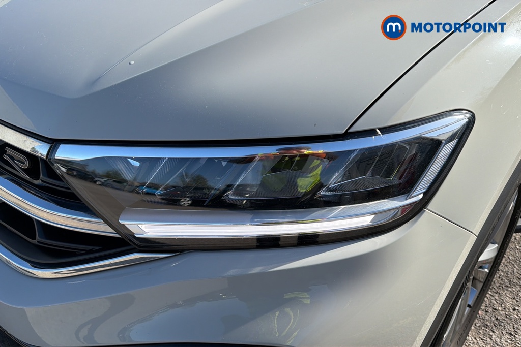 Volkswagen T-Roc R-Line Automatic Petrol SUV - Stock Number (1635575) - 42nd supplementary image