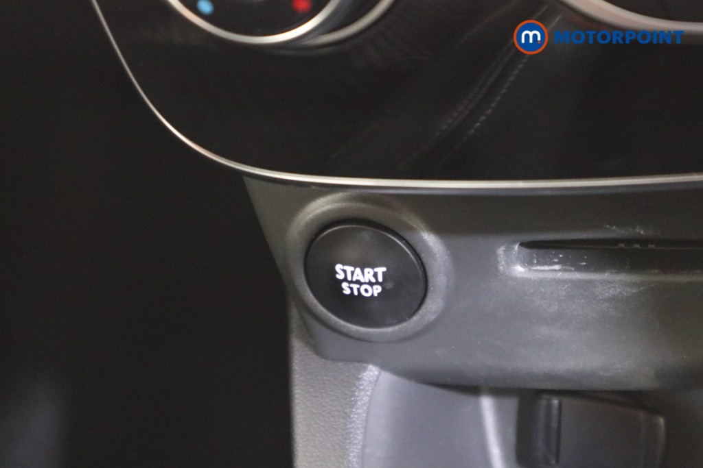 Renault Clio Gt Line Manual Petrol Hatchback - Stock Number (1615661) - 8th supplementary image