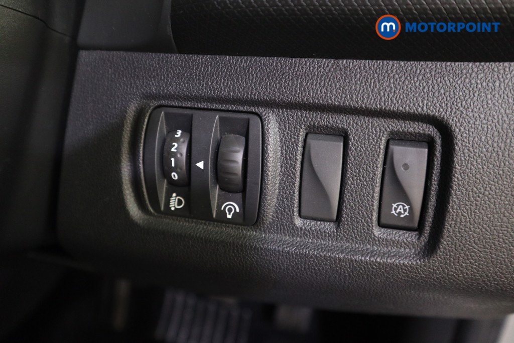 Renault Clio Gt Line Manual Petrol Hatchback - Stock Number (1615661) - 13th supplementary image