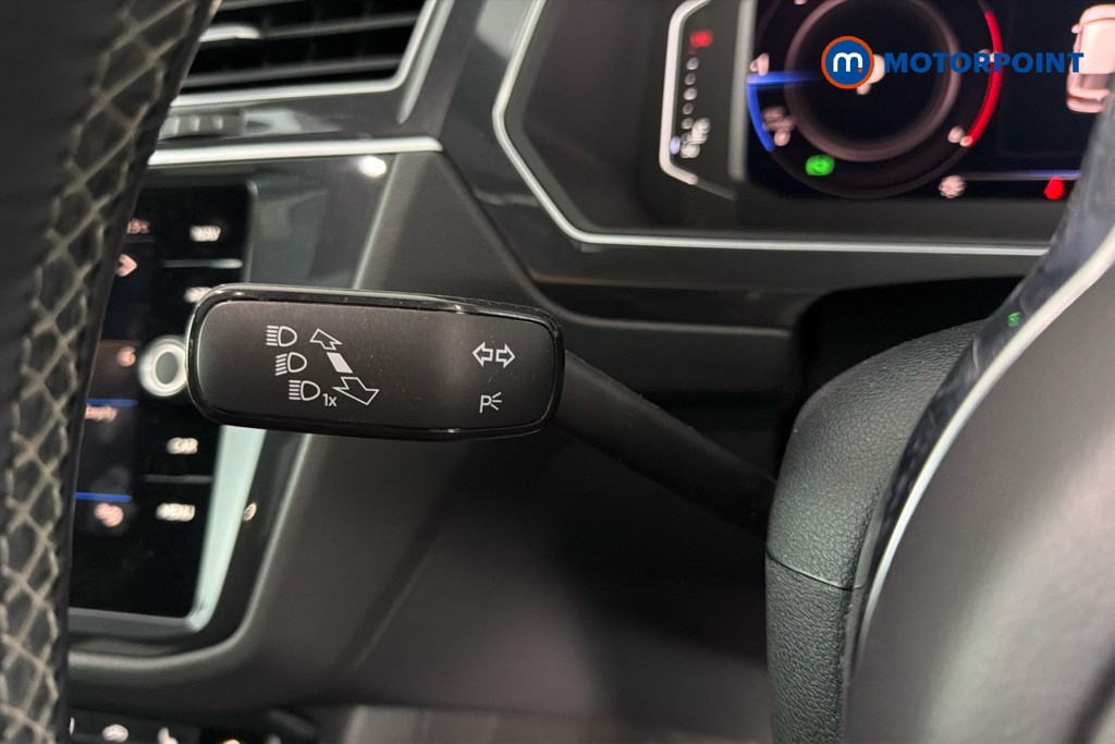 Volkswagen Tiguan R-Line Automatic Diesel SUV - Stock Number (1616024) - 6th supplementary image