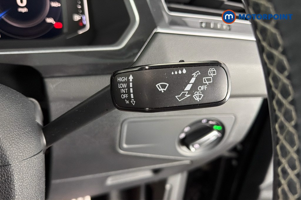 Volkswagen Tiguan R-Line Automatic Diesel SUV - Stock Number (1616024) - 7th supplementary image