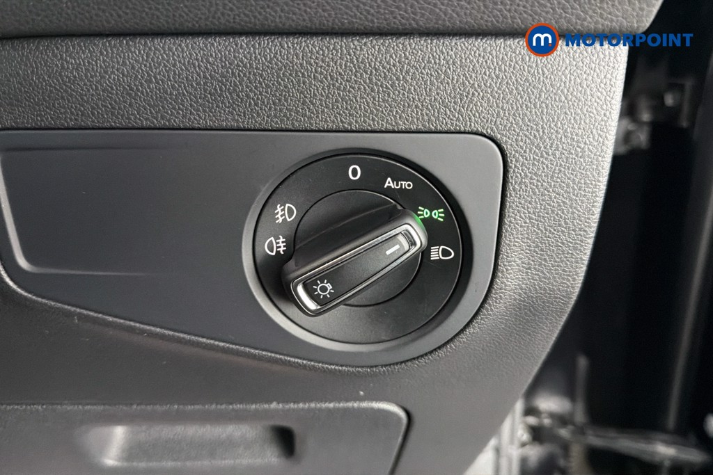 Volkswagen Tiguan R-Line Automatic Diesel SUV - Stock Number (1616024) - 18th supplementary image