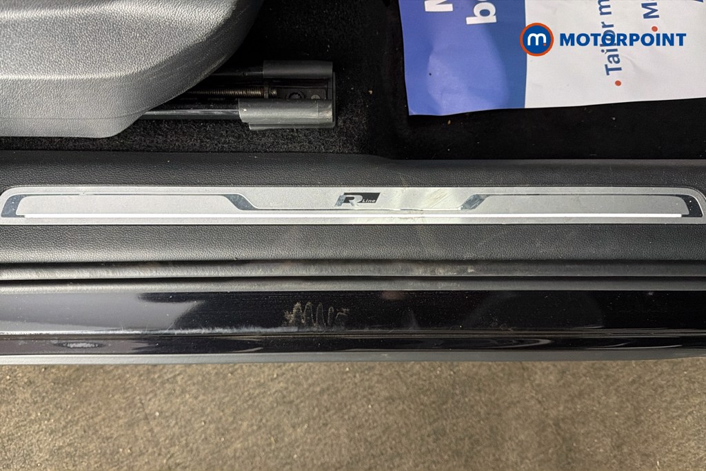 Volkswagen Tiguan R-Line Automatic Diesel SUV - Stock Number (1616024) - 27th supplementary image