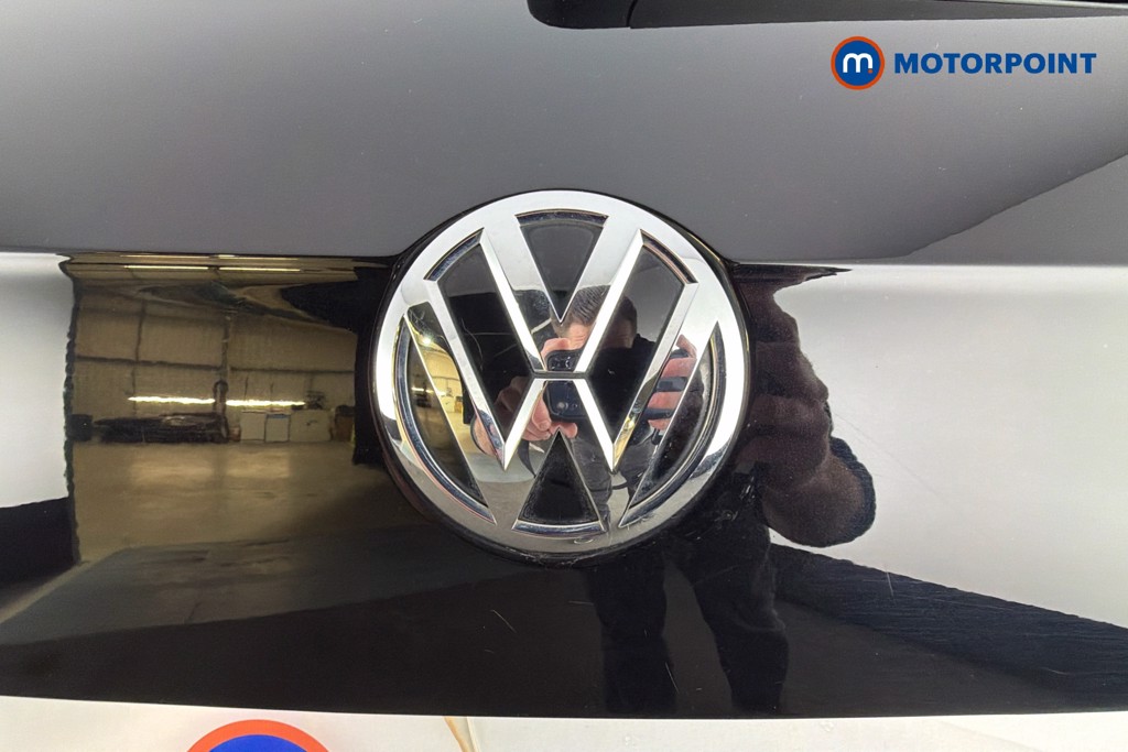 Volkswagen Tiguan R-Line Automatic Diesel SUV - Stock Number (1616024) - 37th supplementary image