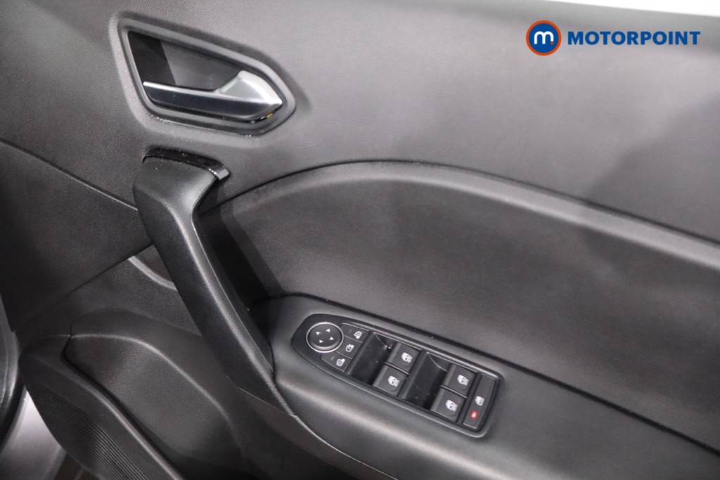 Renault Captur Iconic Manual Petrol SUV - Stock Number (1620862) - 25th supplementary image