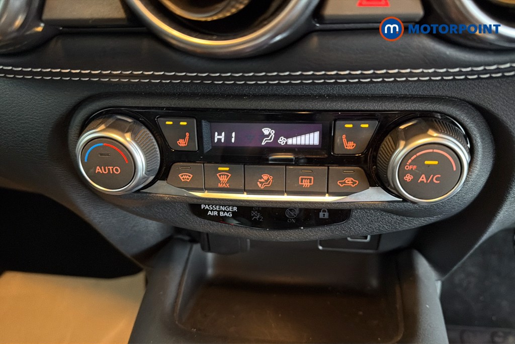 Nissan Juke Tekna Automatic Petrol SUV - Stock Number (1621507) - 12th supplementary image