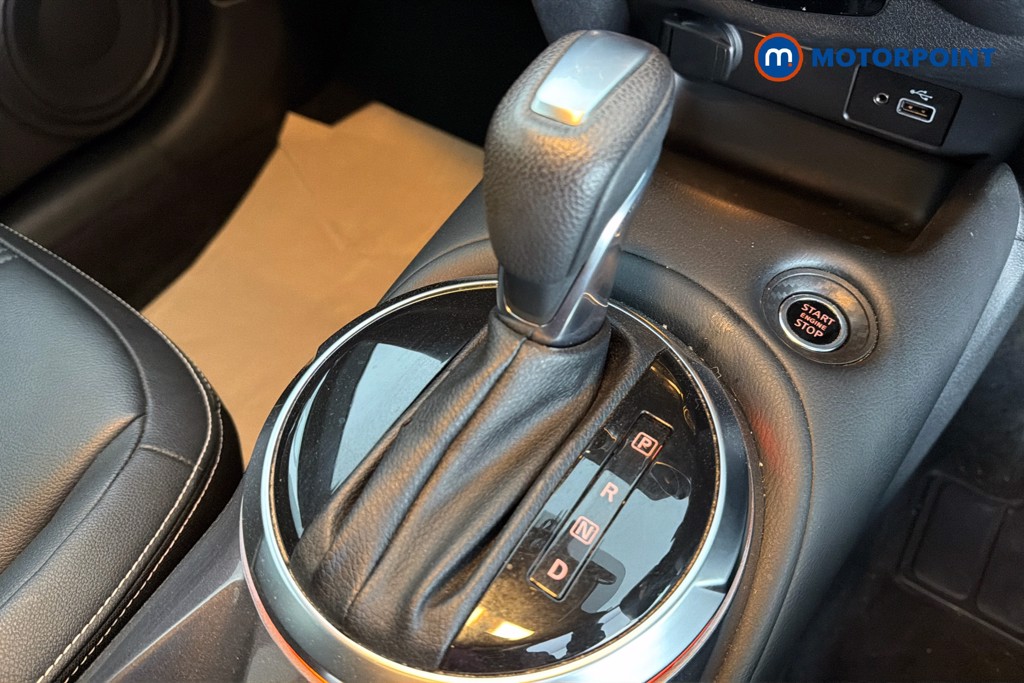Nissan Juke Tekna Automatic Petrol SUV - Stock Number (1621507) - 15th supplementary image