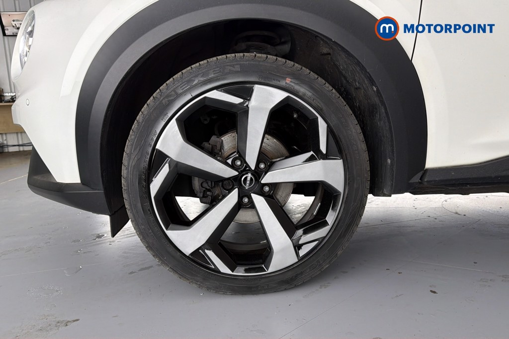 Nissan Juke Tekna Automatic Petrol SUV - Stock Number (1621507) - 47th supplementary image