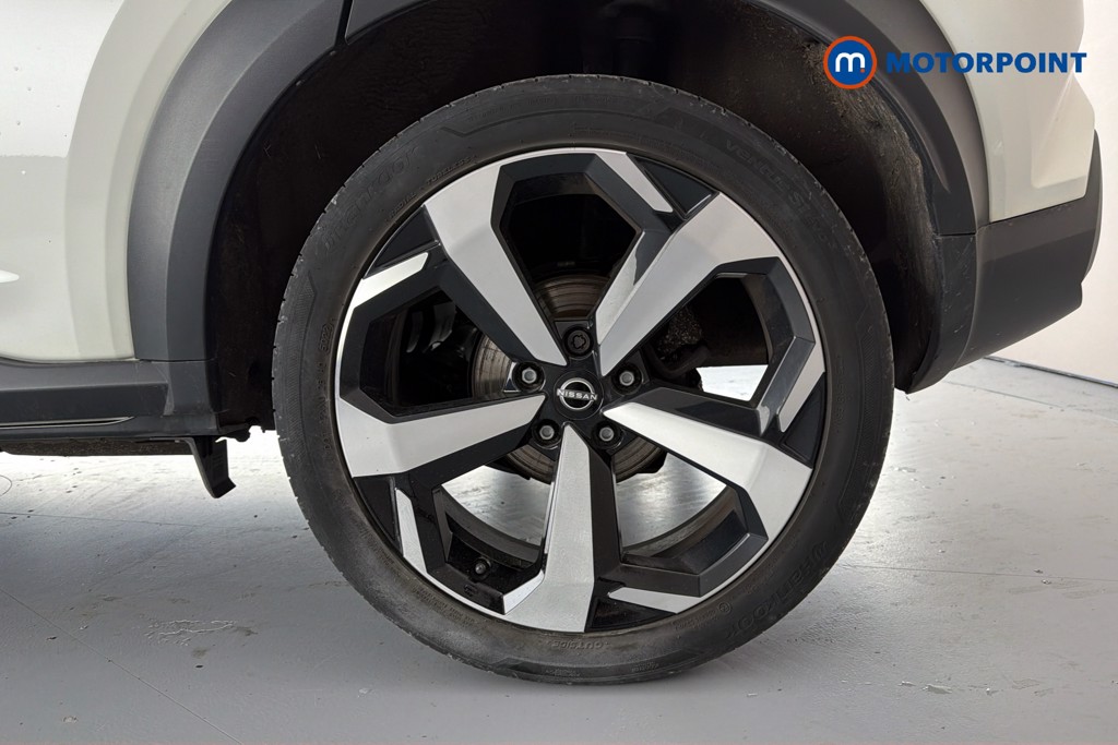 Nissan Juke Tekna Automatic Petrol SUV - Stock Number (1621507) - 48th supplementary image