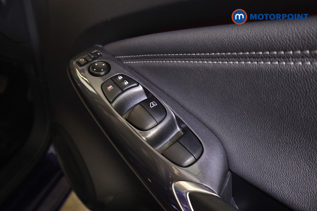 Nissan Juke Tekna Automatic Petrol SUV - Stock Number (1622070) - 14th supplementary image