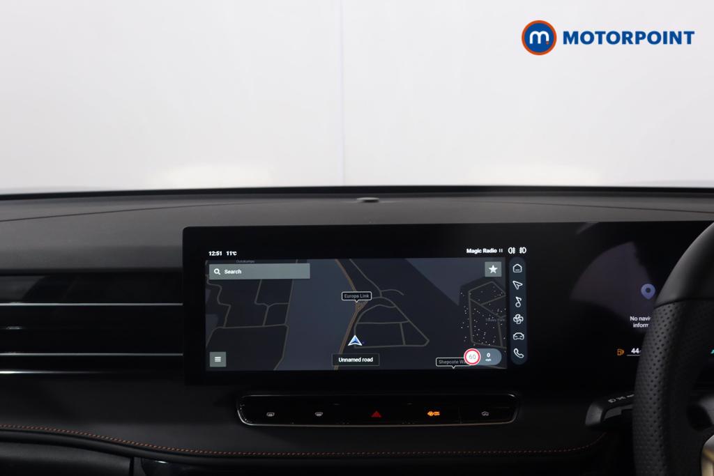 Mg Motor Uk HS SE Automatic Petrol-Electric Hybrid SUV - Stock Number (1622940) - 2nd supplementary image