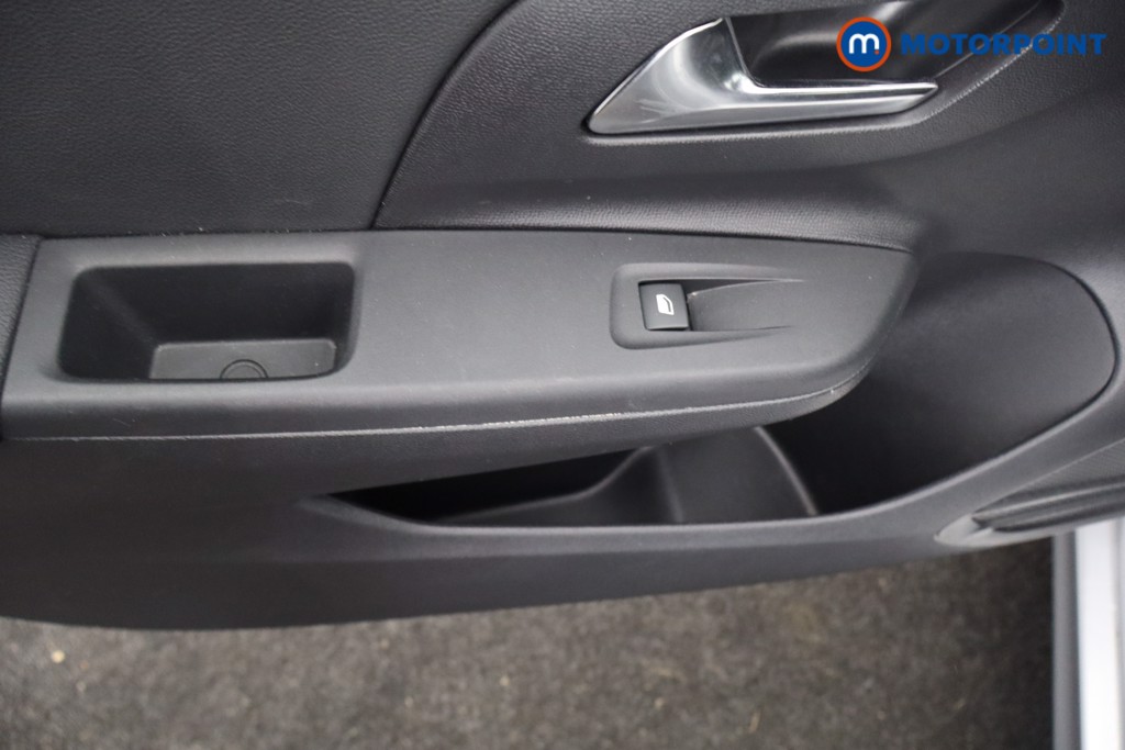 Vauxhall Corsa GS Manual Petrol Hatchback - Stock Number (1624746) - 29th supplementary image