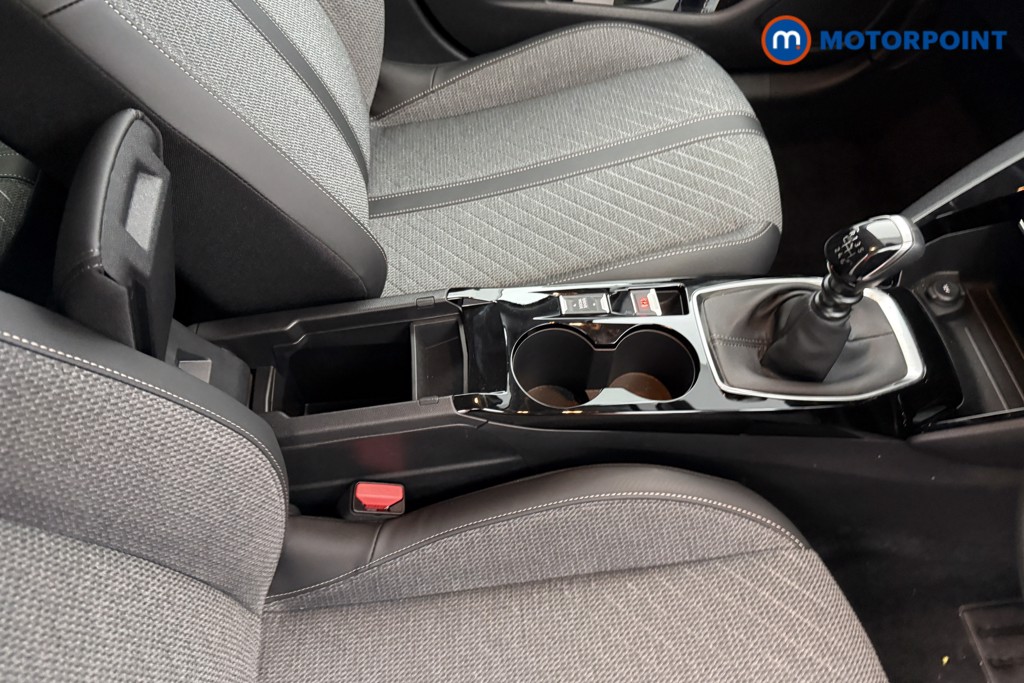 Peugeot 208 Allure Manual Petrol Hatchback - Stock Number (1624933) - 12th supplementary image
