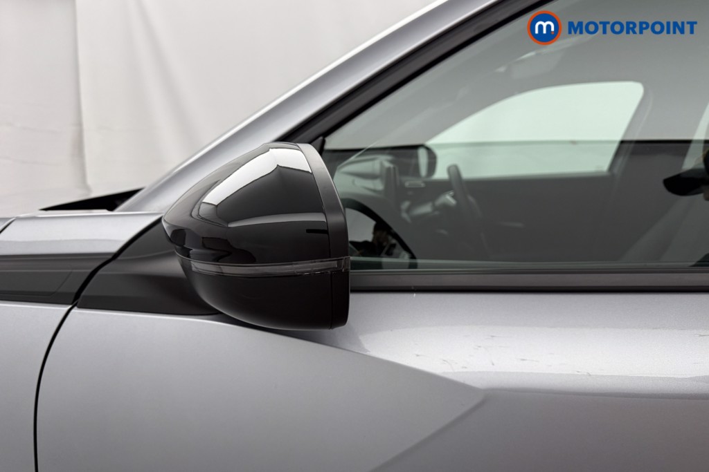 Peugeot 2008 Allure Manual Petrol SUV - Stock Number (1624941) - 22nd supplementary image