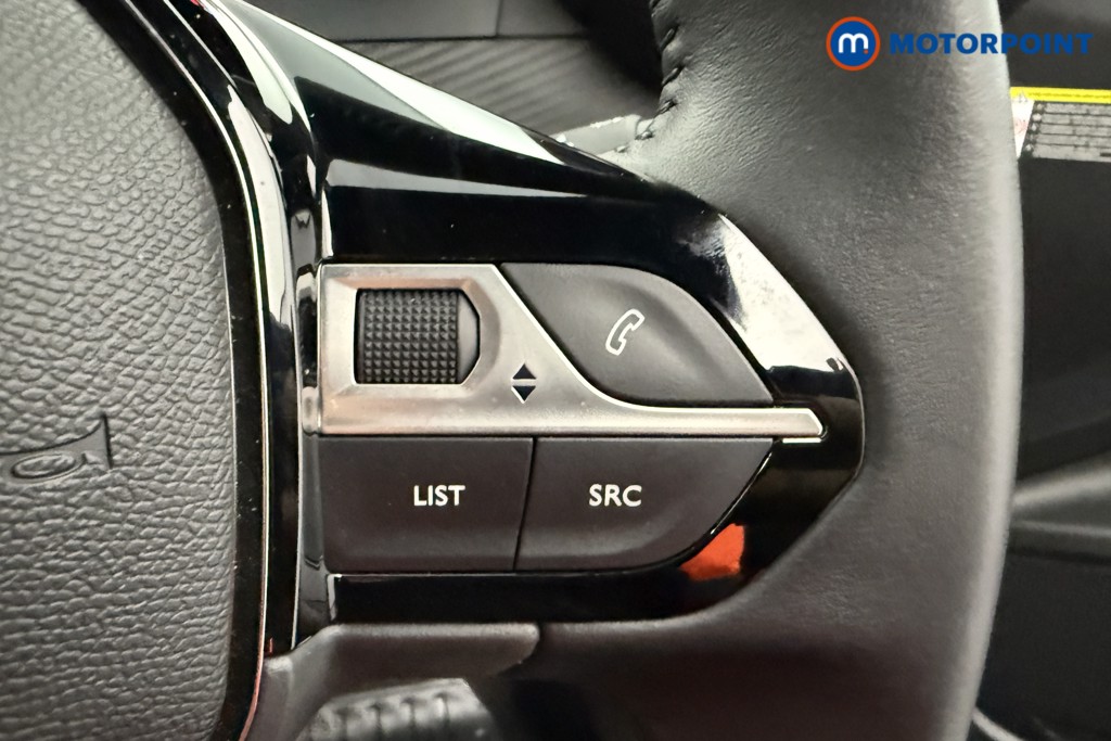 Peugeot 2008 Allure Manual Petrol SUV - Stock Number (1625001) - 4th supplementary image