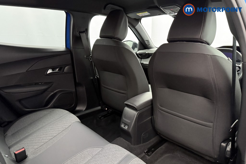 Peugeot 2008 Allure Manual Petrol SUV - Stock Number (1625001) - 18th supplementary image