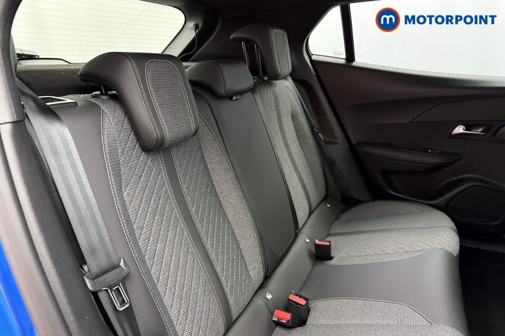 Peugeot 2008 Allure Manual Petrol SUV - Stock Number (1625001) - 20th supplementary image
