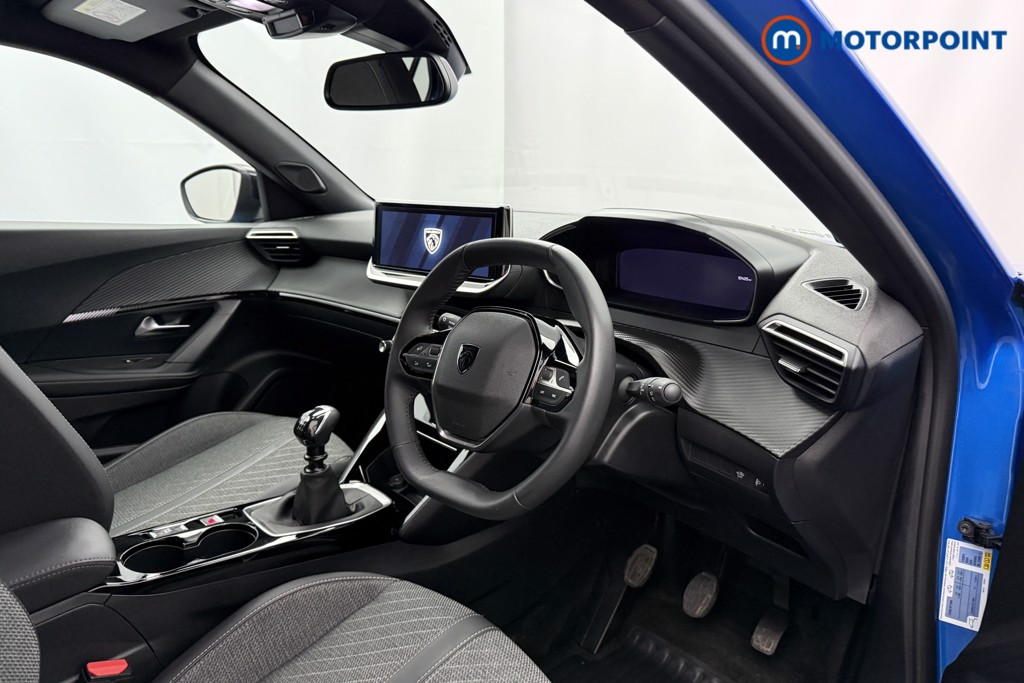 Peugeot 2008 Allure Manual Petrol SUV - Stock Number (1625001) - 1st supplementary image