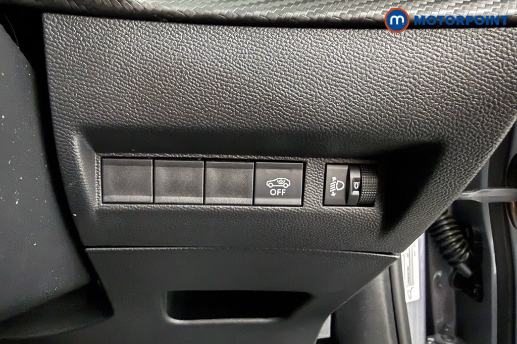 Peugeot 2008 Allure Manual Petrol SUV - Stock Number (1625016) - 5th supplementary image