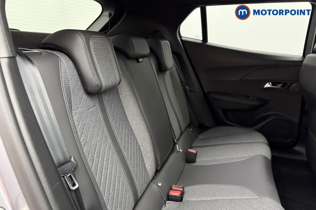 Peugeot 2008 Allure Manual Petrol SUV - Stock Number (1625016) - 19th supplementary image