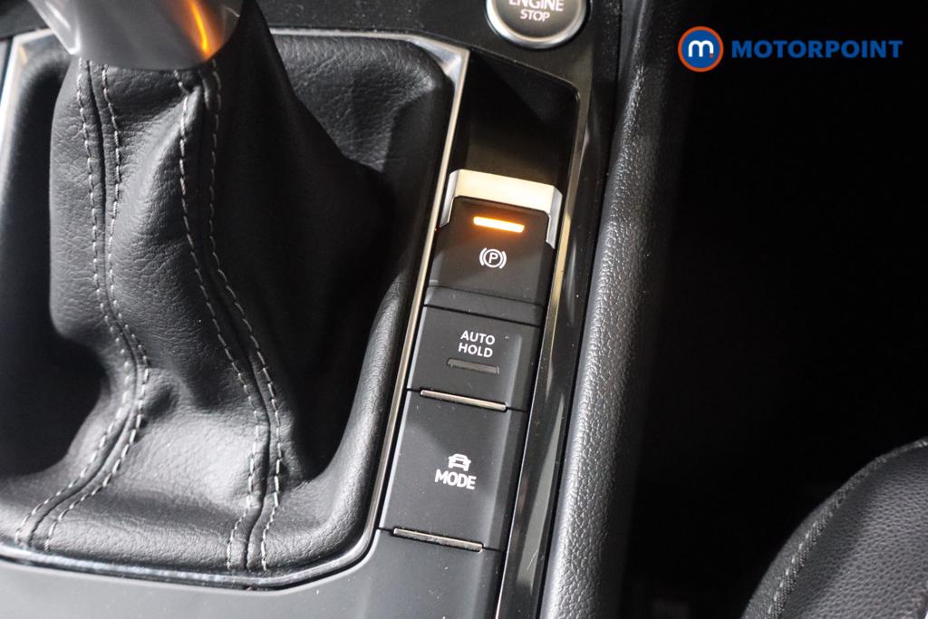 Volkswagen Tiguan R-Line Automatic Petrol SUV - Stock Number (1626460) - 7th supplementary image