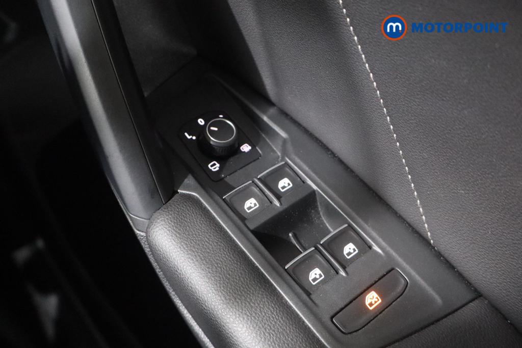 Volkswagen Tiguan R-Line Automatic Petrol SUV - Stock Number (1626460) - 11th supplementary image