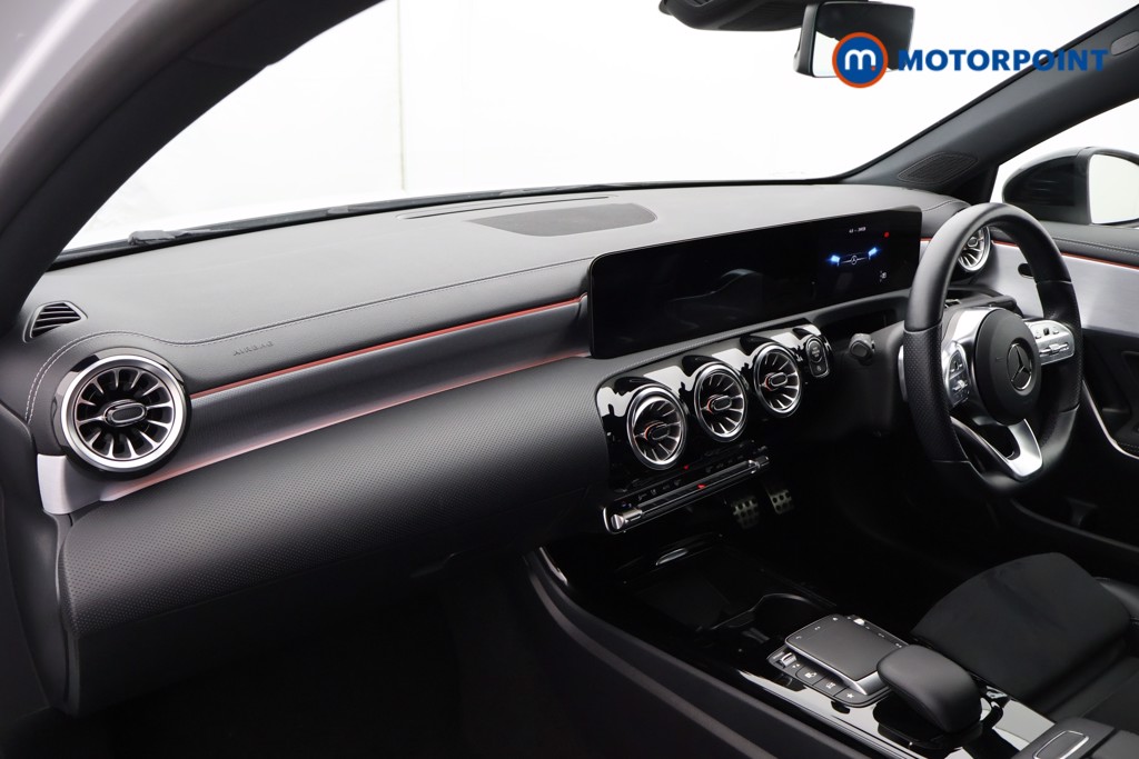 Mercedes-Benz A Class Amg Line Executive Edition Automatic Petrol Hatchback - Stock Number (1626784) - 17th supplementary image