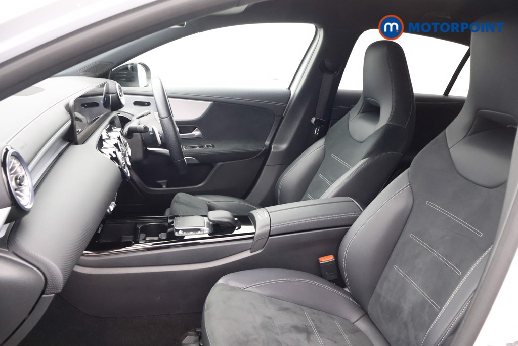 Mercedes-Benz A Class Amg Line Executive Edition Automatic Petrol Hatchback - Stock Number (1626784) - 18th supplementary image